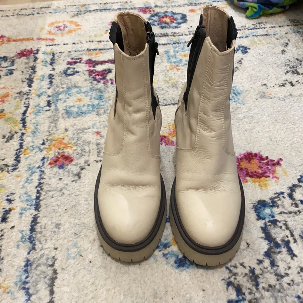 FP James Chelsea Boots